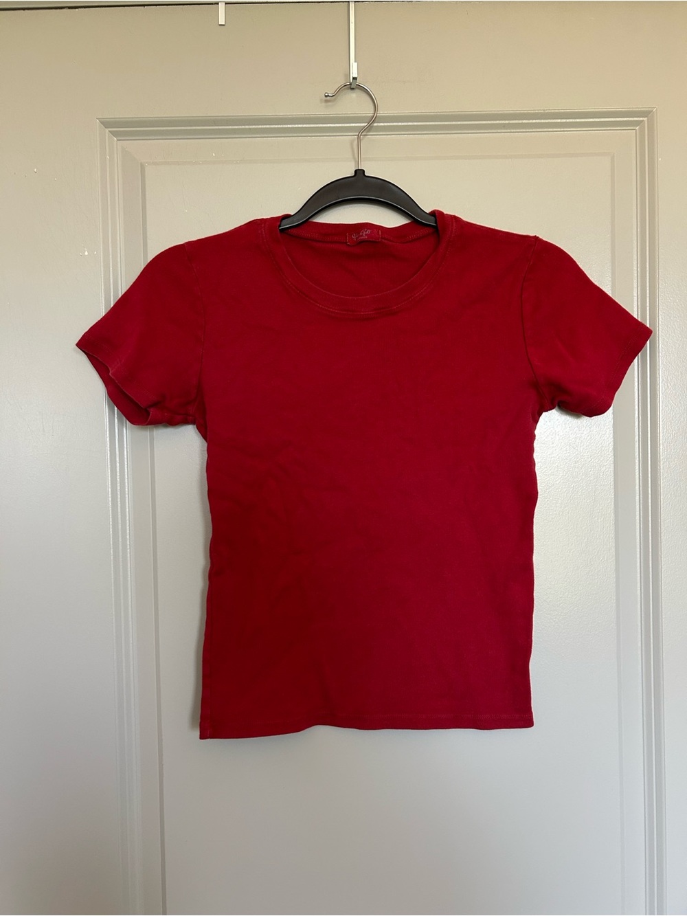 Brandy Melville Women’s Red Short Sleeve Crewneck Tee